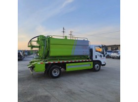 化工液体吸污车