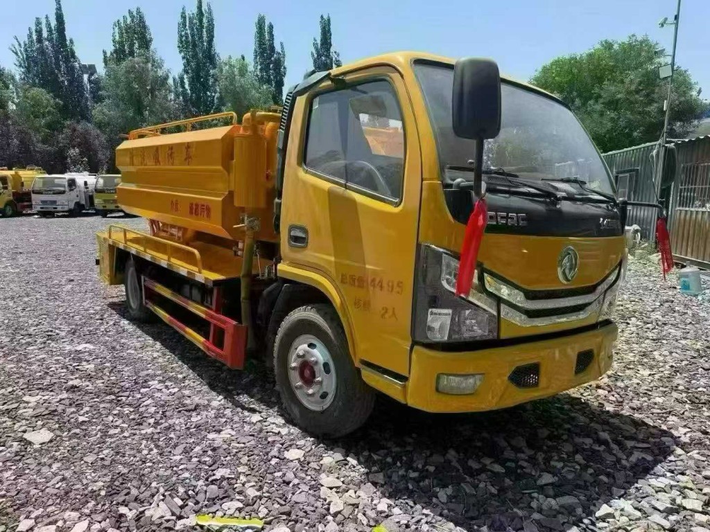 东风高压吸污车