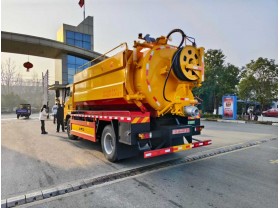 14方高压清洗吸污车